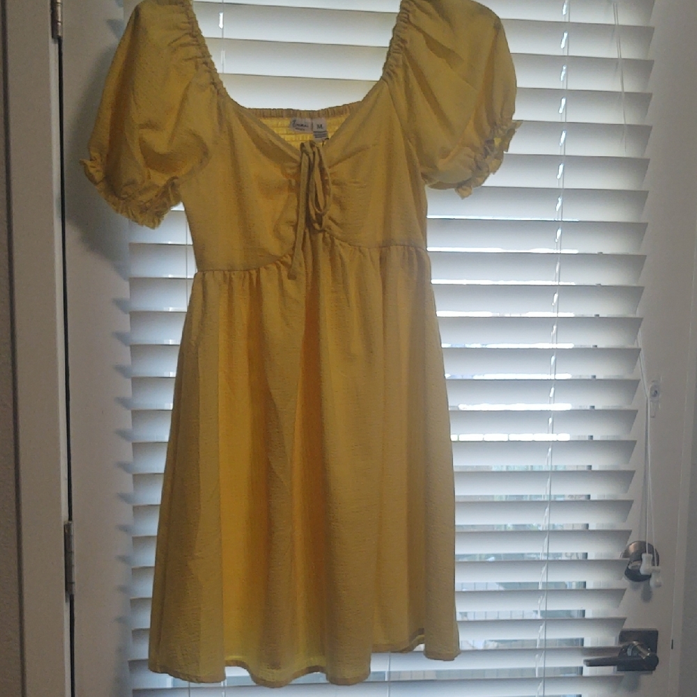 Luna Skies New Junior's Yellow Puff Sleeve Dress